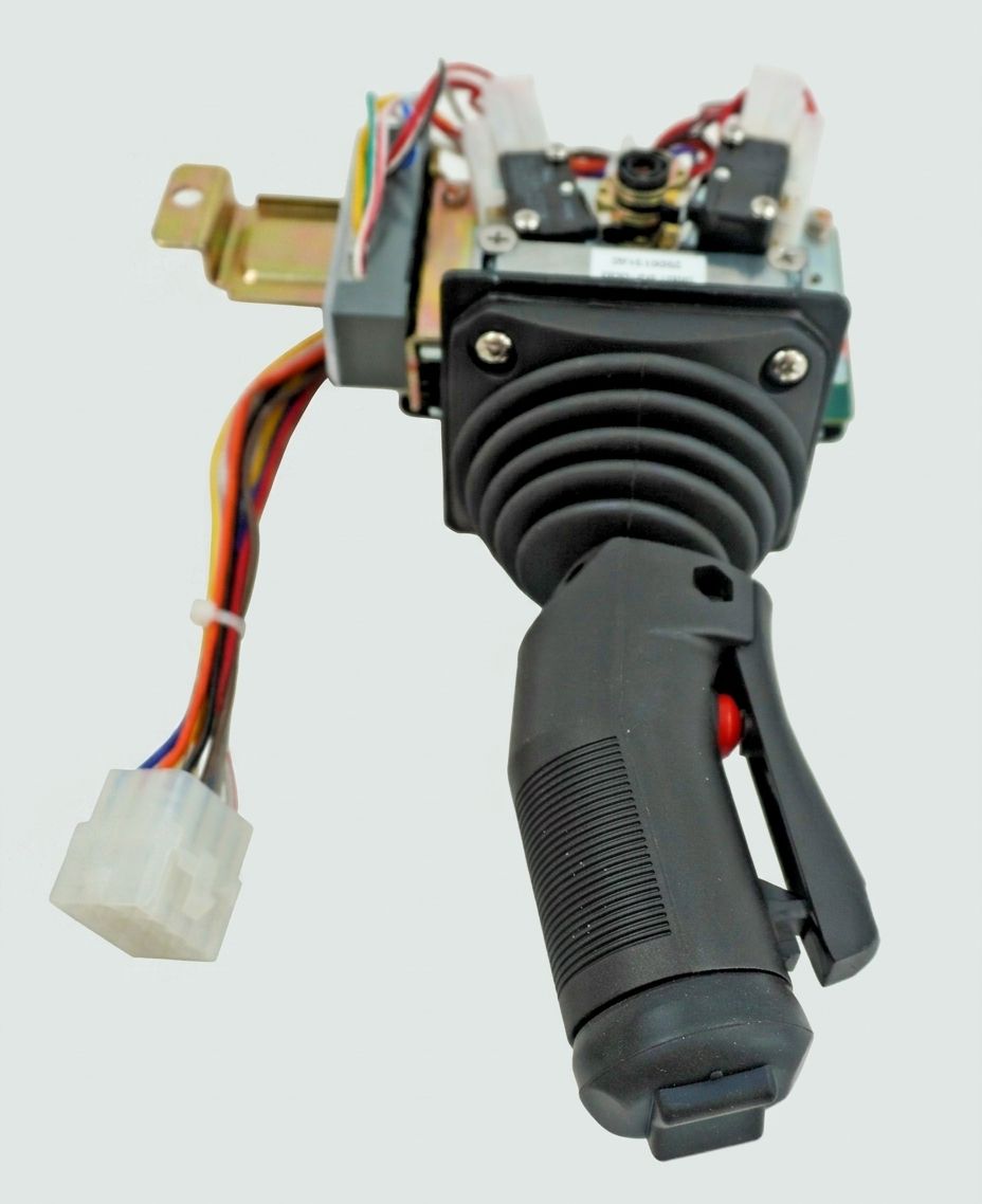 PROPORTIONAL JOYSTICK CONTROLLER