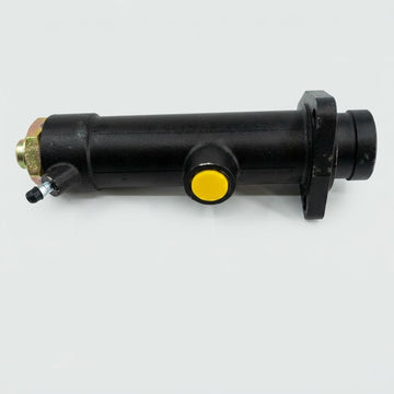 MASTER CYLINDER