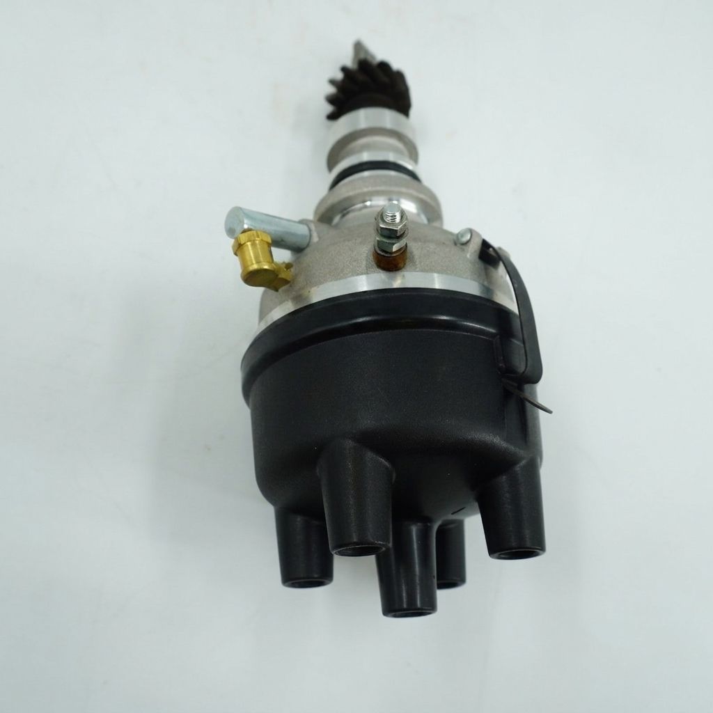 DISTRIBUTOR