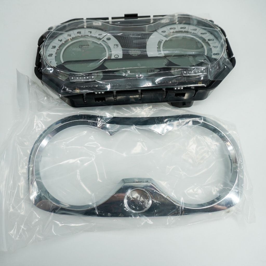 SPEEDOMETER GAUGE CLUSTER