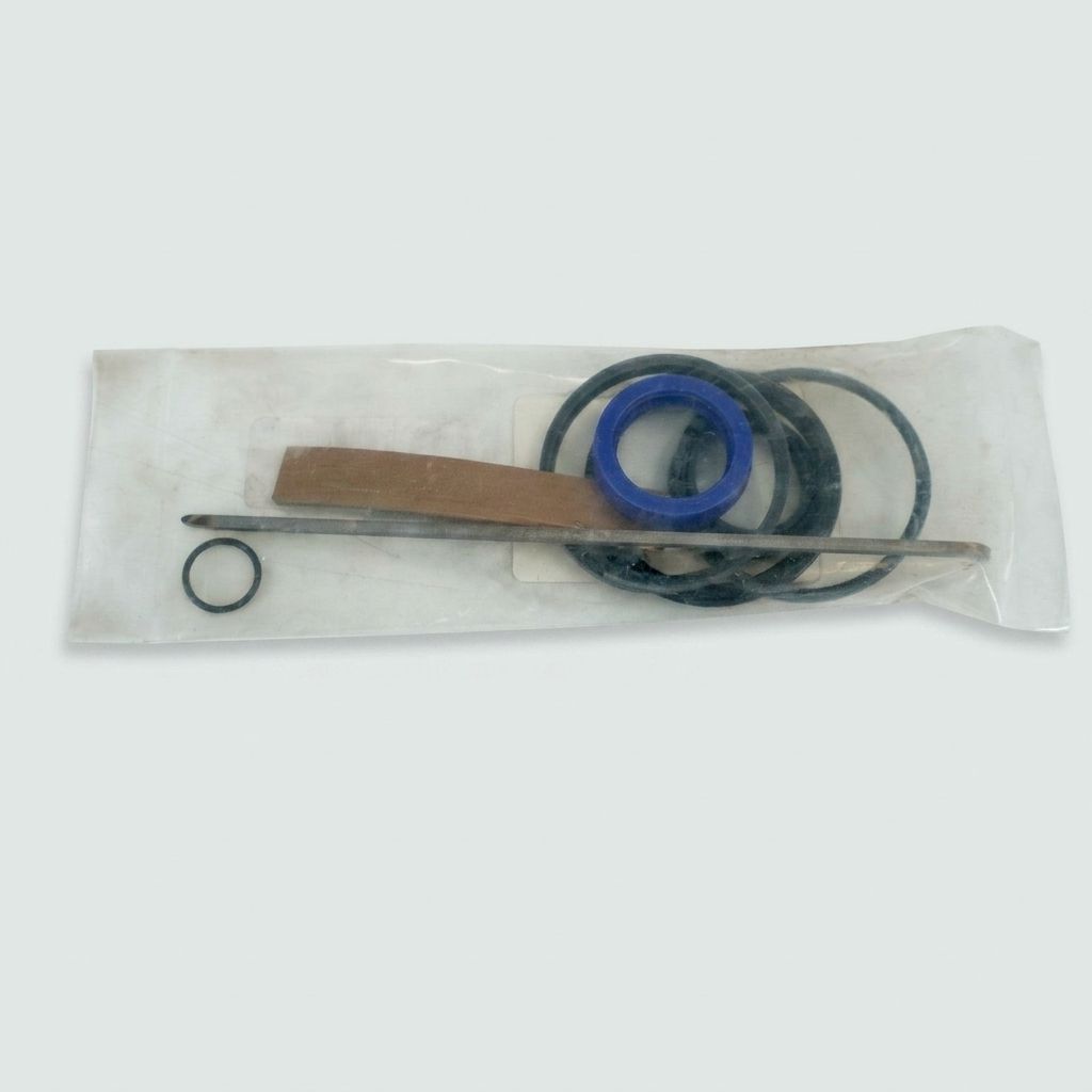 SEAL KIT - STEER CYLINDER