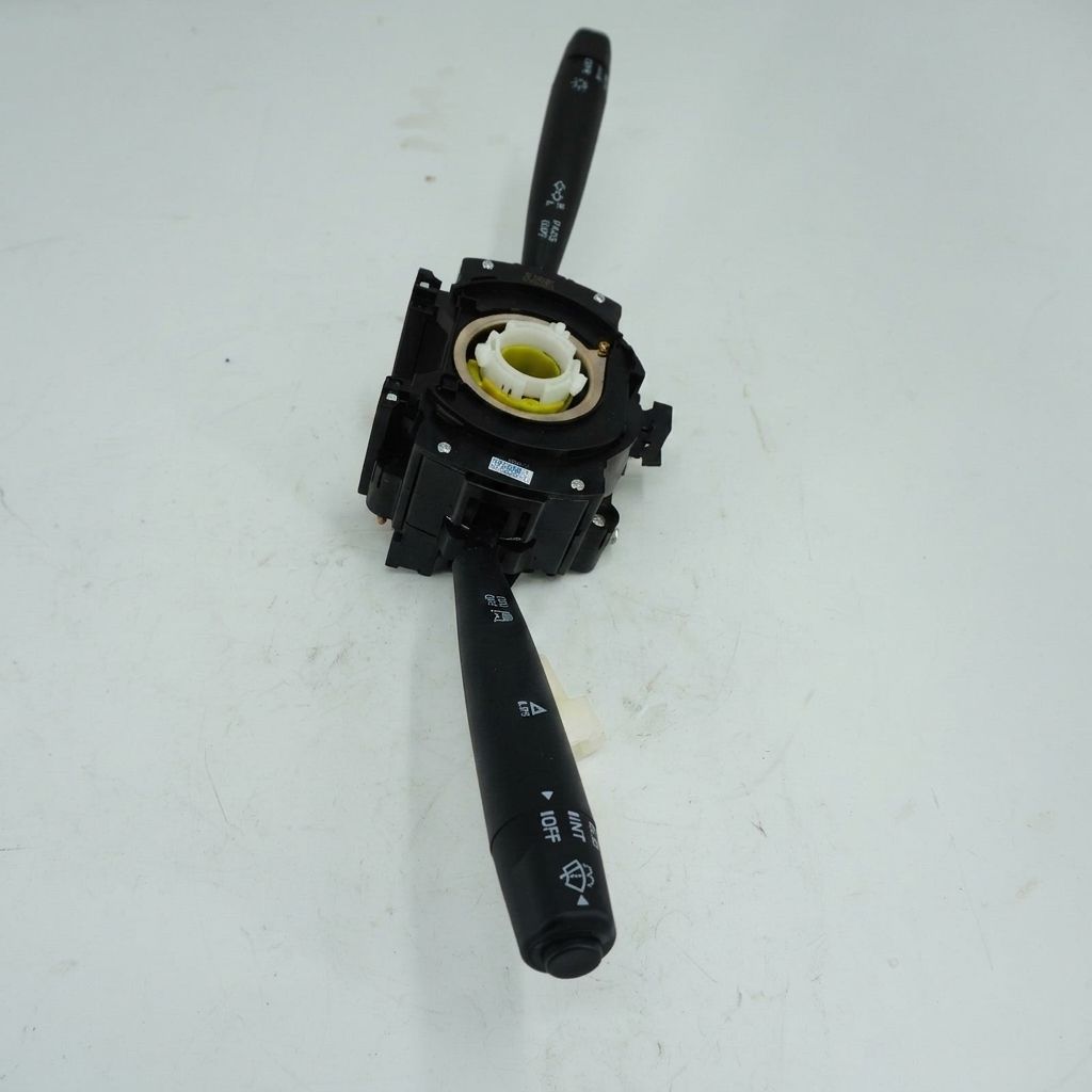 COMBINATION SWITCH ASSEMBLY