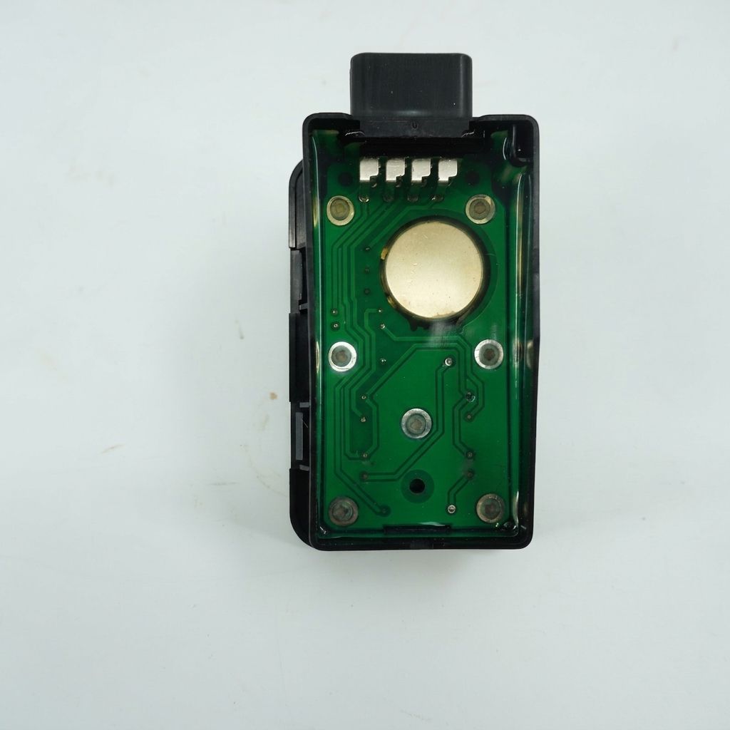 IGNITION SWITCH