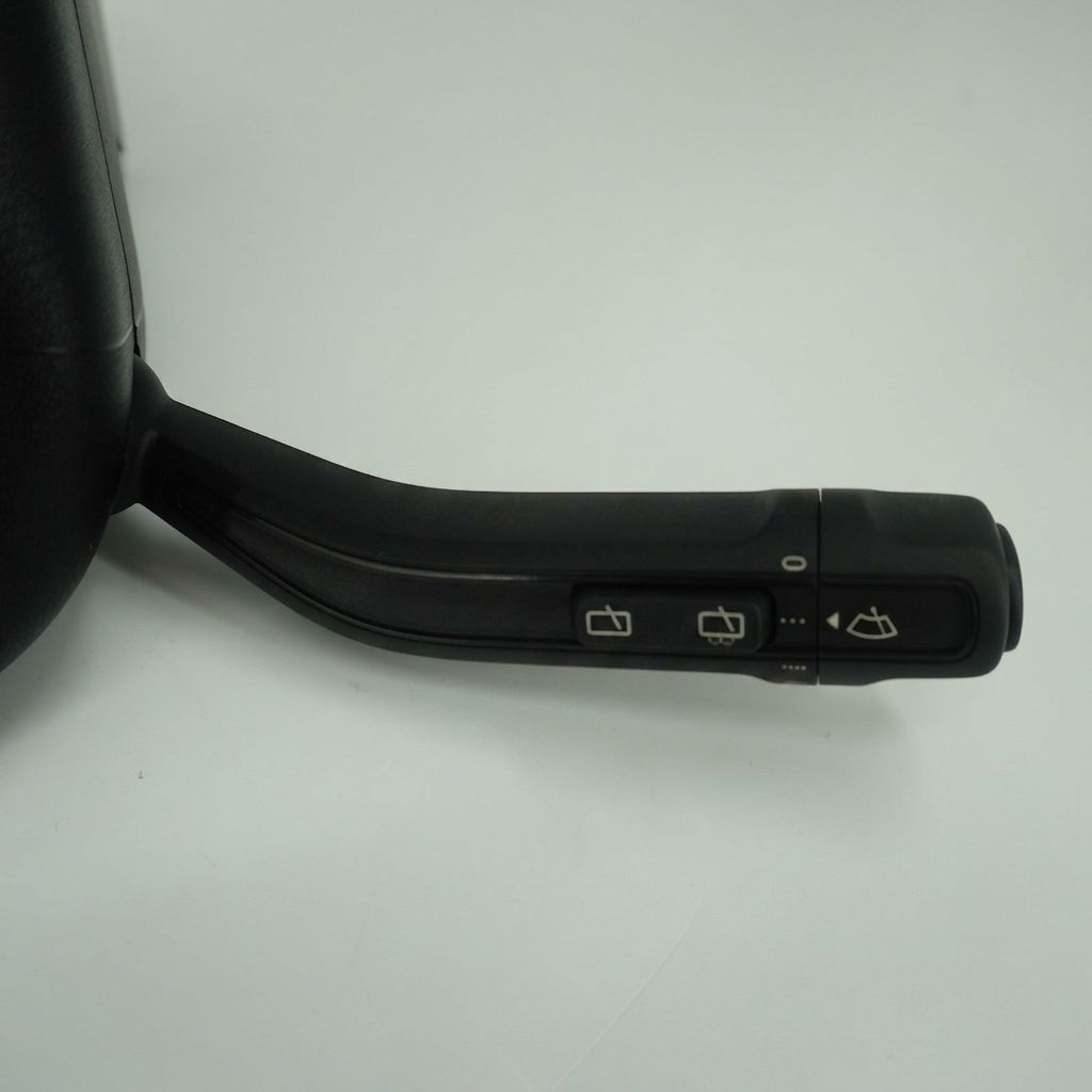 MULTI-FUNCTION SWITCH