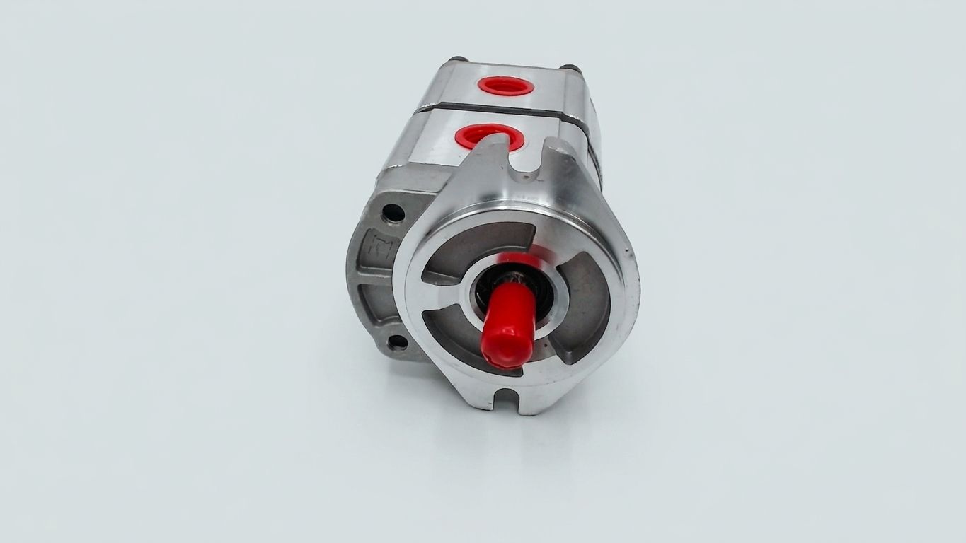 GEAR PUMP