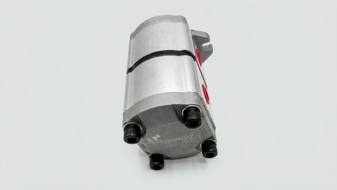 GEAR PUMP