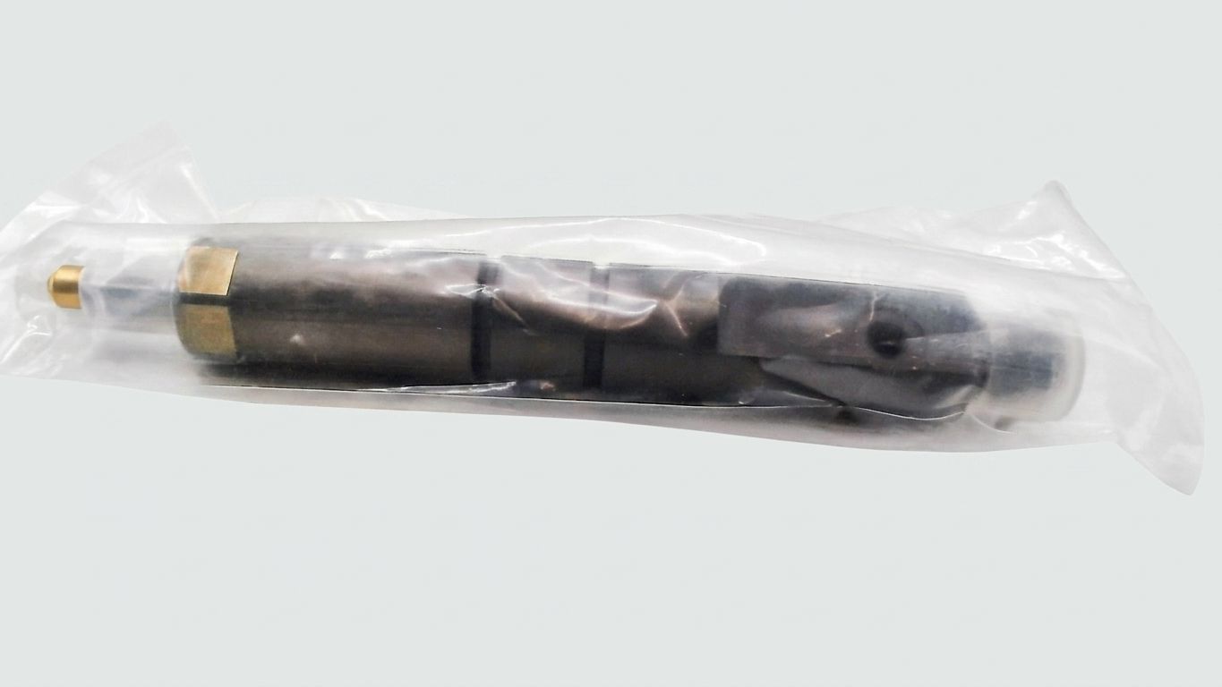 FUEL INJECTOR