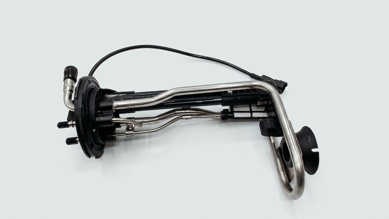 EXHAUSTFLUID HEAD SENSOR