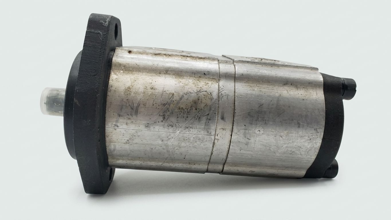 HYDRAULIC PUMP