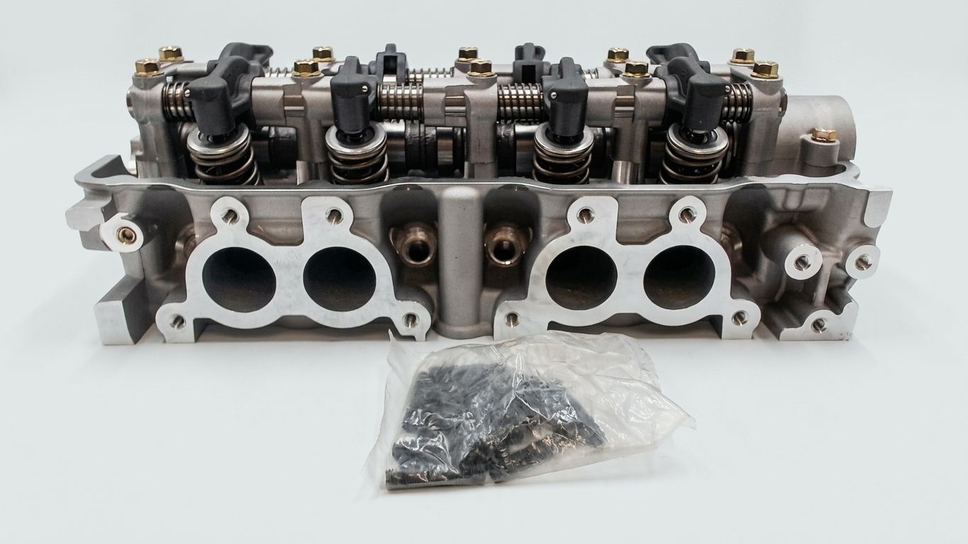 COMPLETE CYLINDER HEAD ASSY