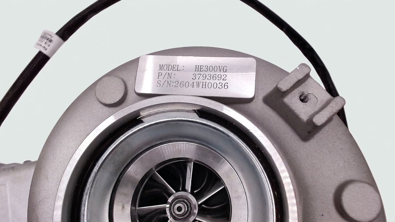 TURBOCHARGER WITH ACTUATOR