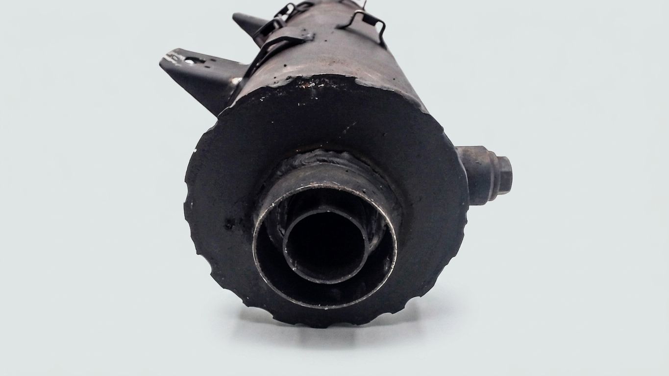 EXHAUST MUFFLER