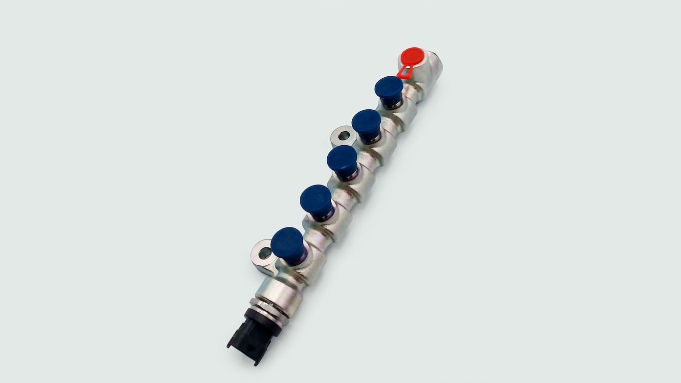FUEL COMMON RAIL FOR KUBOTA ENGINE