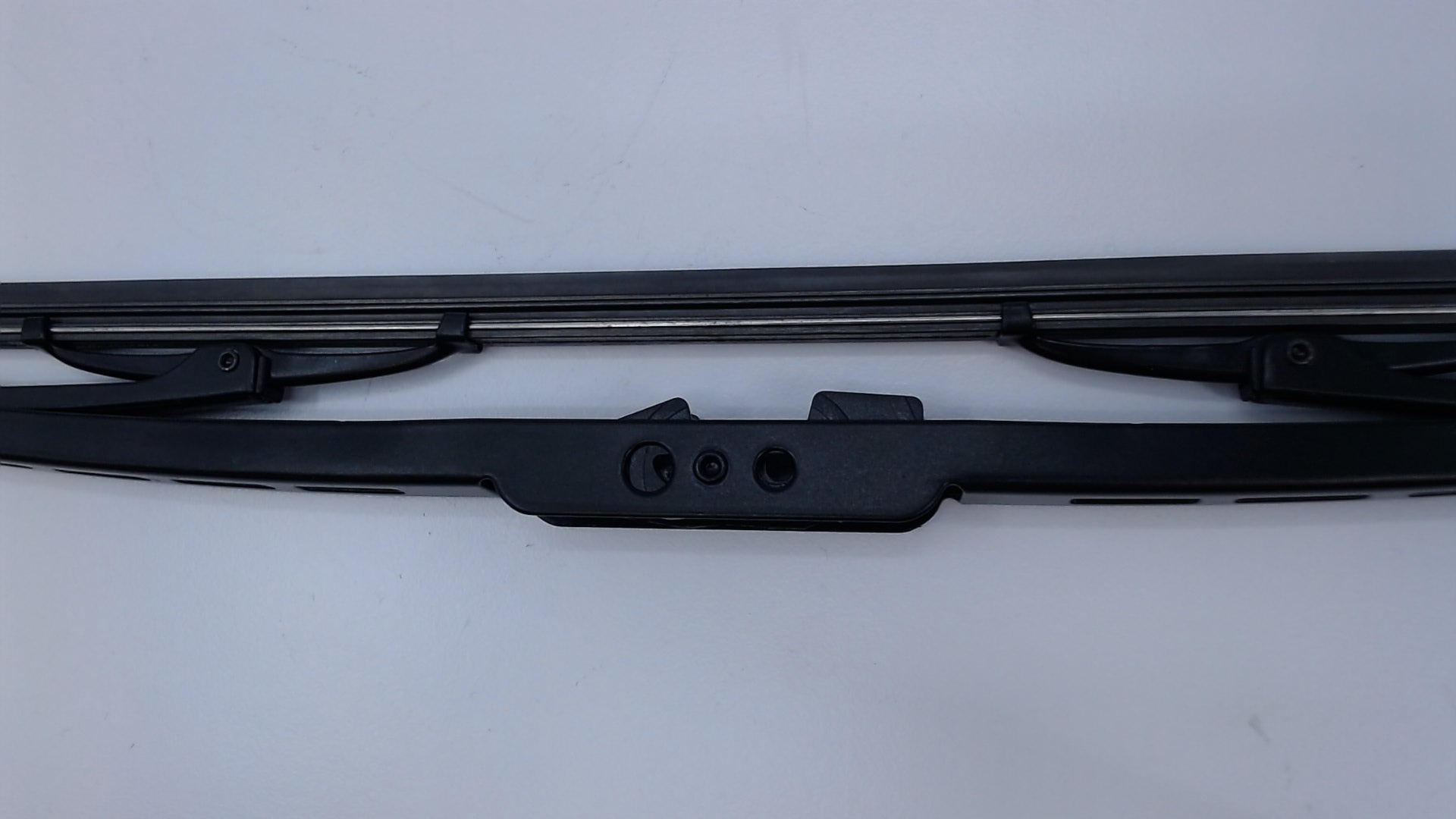 WINDSHIELD WIPER BLADE
